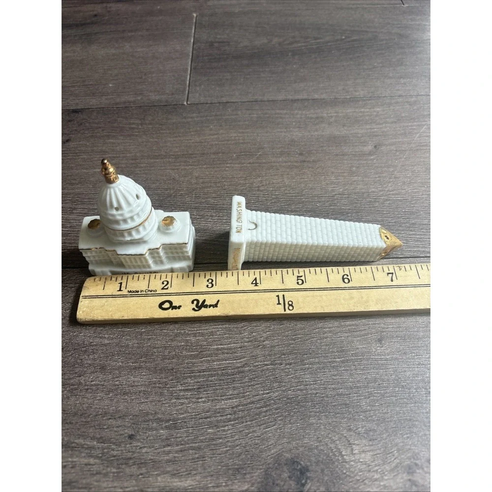 Vintage Stoneware WASHINGTON MONUMENT US CAPITOL Salt Pepper Shakers Set Cottage